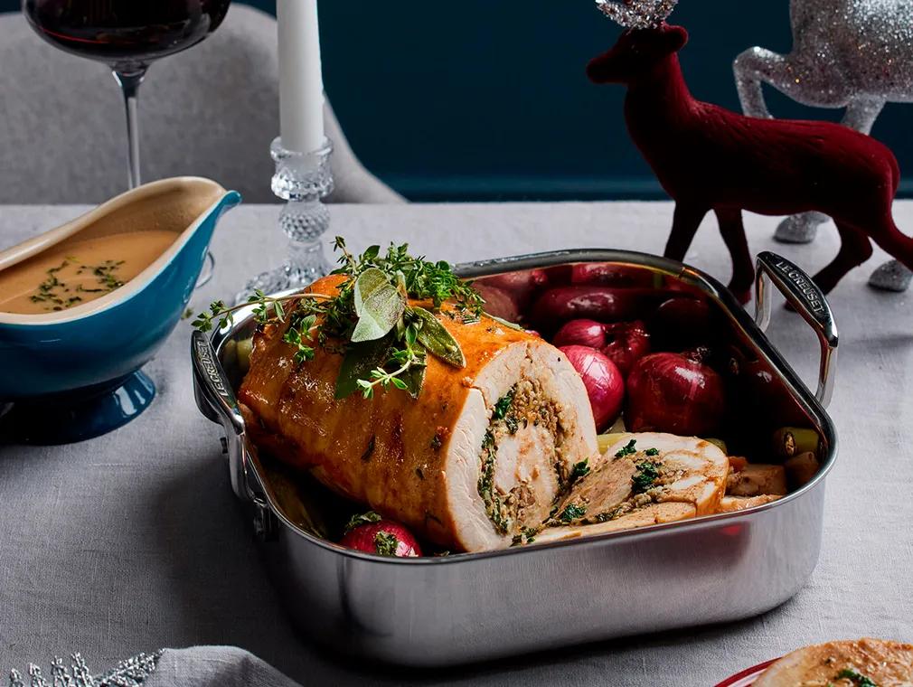 Pechuga de pavo rellena con glaseado cítrico de oporto