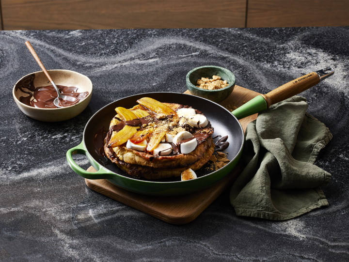 Le Creuset España - Perfecta para el desayuno, el almuerzo o la cena, esta  tortilla de patatas verdes de una sola sartén se cocina en nuestra nueva  sartén Signature. Haz clic en