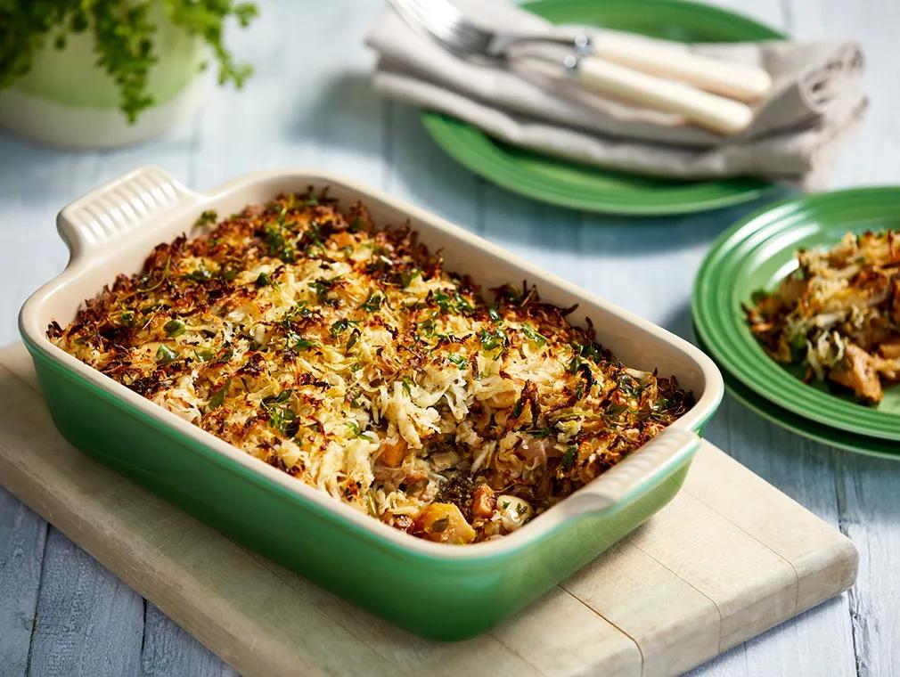 Pastel de rosti, kale, nueces y cheddar